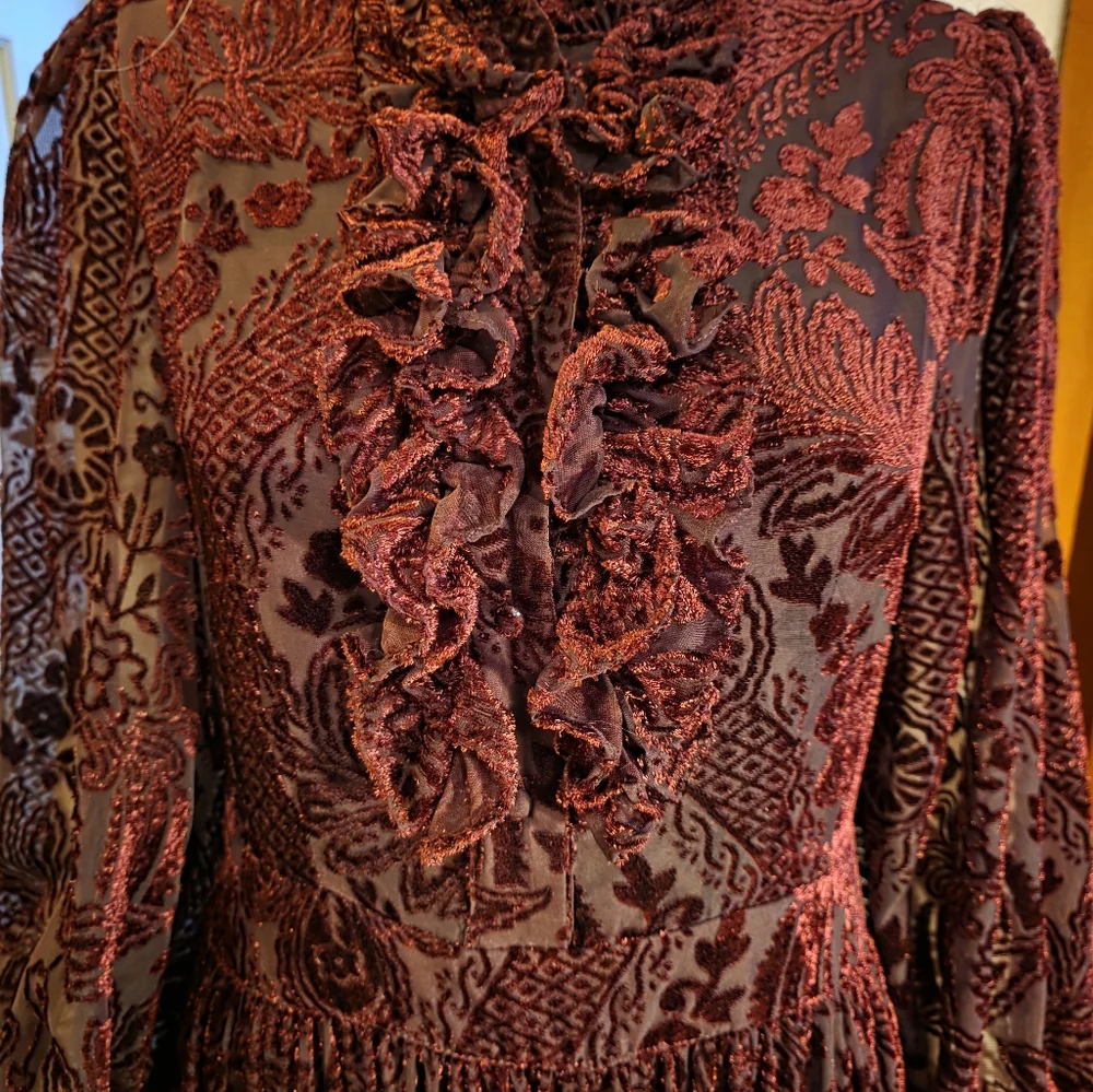 MOTF FLORAL FLOCKING Velvet Long Sleeve Dress in Deep Burgundy  M - Picture 6 of 16